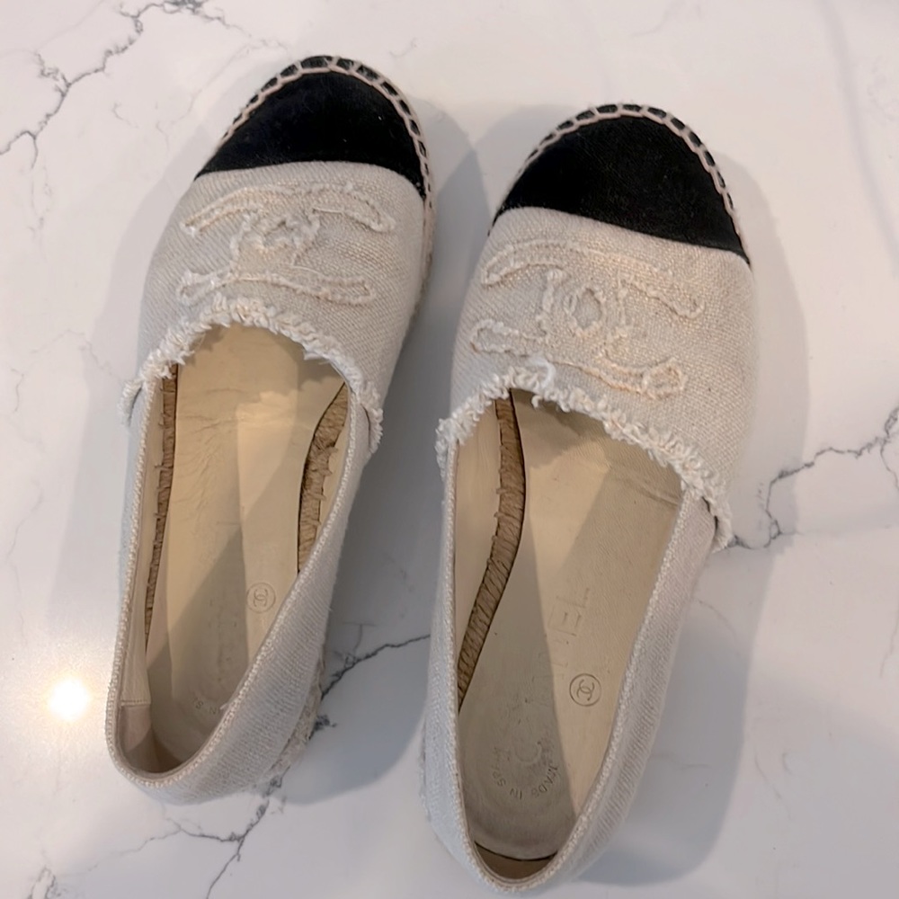 Chanel Espadrilles size 36 classic Canvas